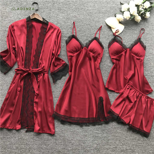 Sienna™ Vierdelige Satijnen Pyjama Set