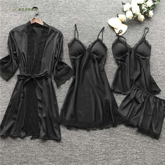 Sienna™ Vierdelige Satijnen Pyjama Set